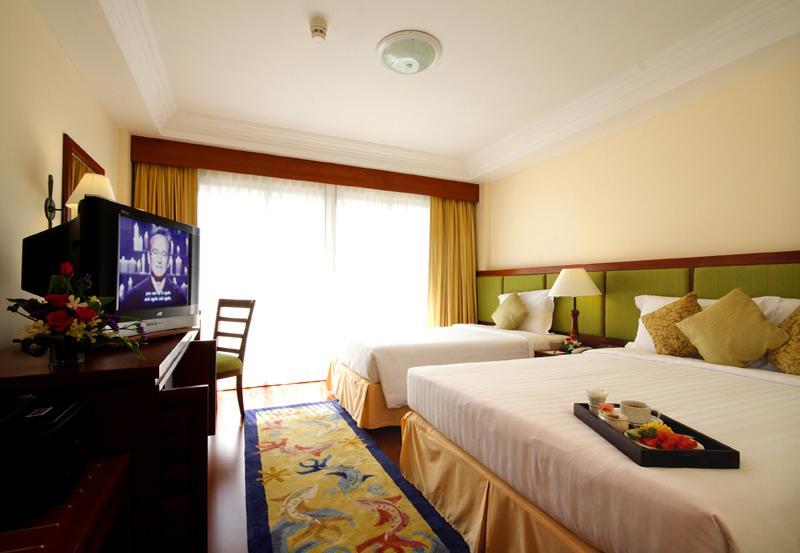 Kalim Resort - SHA Plus Patong Exterior foto